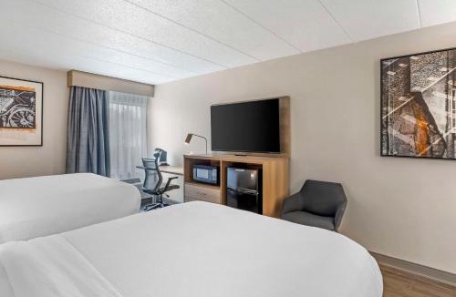York Hotel | Best Western Plus Heritage Rail Inn & Suites