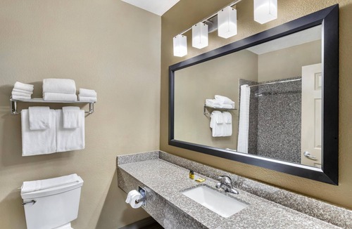 North Shore Hotel | Best Western Plus Heritage Inn