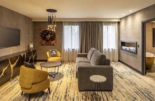 Sud Loire Hotel | Best Western Plus Hotel Saint-Roch Orleans