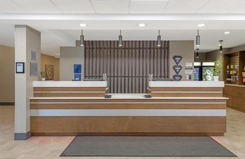 Isanti Hotel | Best Western Plus Isanti