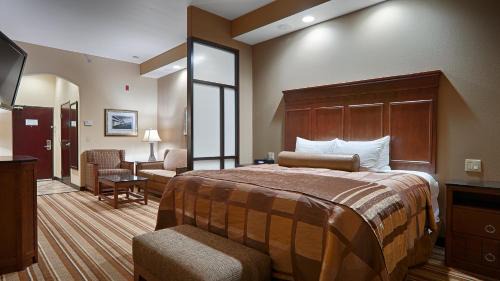 I-435 West KC-KS Hotel | Best Western Plus KC Speedway Inn & Suites