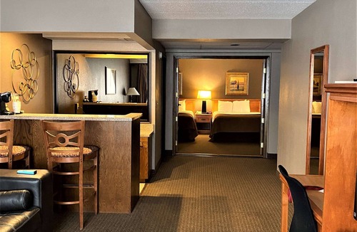 Downtown Hotel | Best Western Plus Kelly Inn
