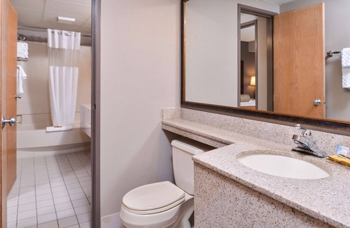 Downtown Hotel | Best Western Plus Kelly Inn