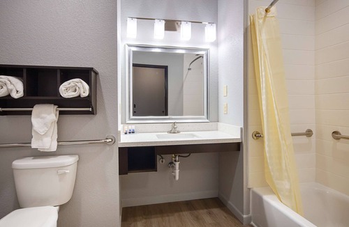 Colorado City Hotel | Best Western Plus Lonestar Inn & Suites