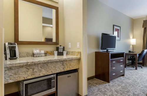 Lacey Hotel | Best Western Plus Lacey Inn & Suites