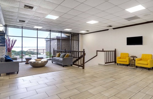 Moses Lake Hotel | Best Western Plus Lake Front Hotel