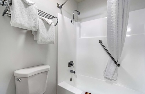 Moses Lake Hotel | Best Western Plus Lake Front Hotel