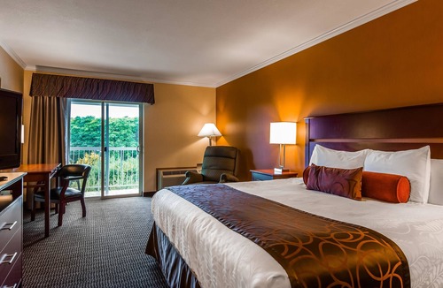 Lincoln City Hotel | Best Western Plus Landmark Inn