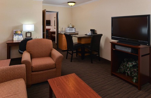 Lincoln City Hotel | Best Western Plus Landmark Inn