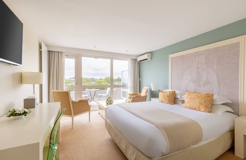 Ploermel Hotel | Best Western Plus Le Roi Arthur Hotel et Spa