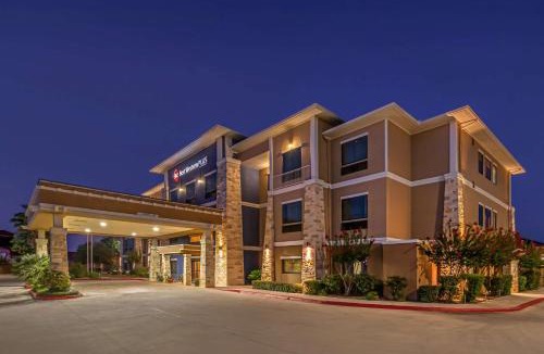Lytle Hotel | Best Western Plus Lytle Inn and Suites