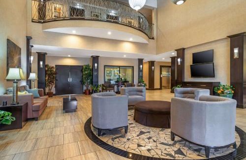 Lytle Hotel | Best Western Plus Lytle Inn and Suites