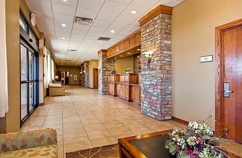Kearney Hotel | Best Western Plus Mid Nebraska Inn & Suites