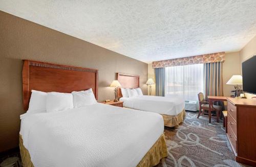 Kearney Hotel | Best Western Plus Mid Nebraska Inn & Suites
