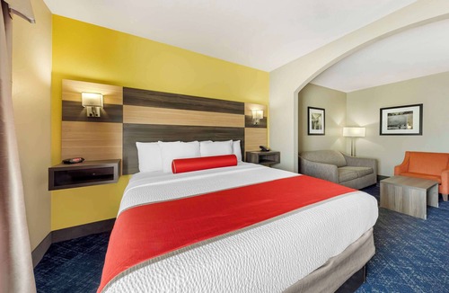Midwest City Hotel | Best Western Plus Midwest City Inn & Suites