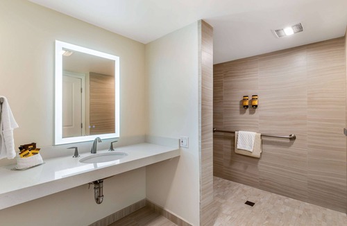 Munras Avenue Hotel | Best Western Plus Monterey Inn