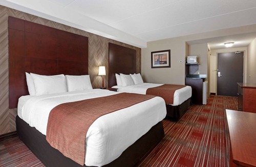 Huntsville Hotel | Best Western Plus Muskoka Inn