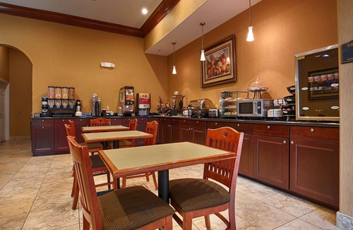 New Caney Hotel | Best Western Plus New Caney Inn & Suites