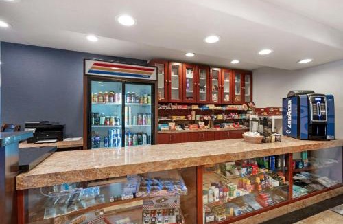 East Side Costa Mesa Hotel | Best Western Plus Newport Mesa Inn