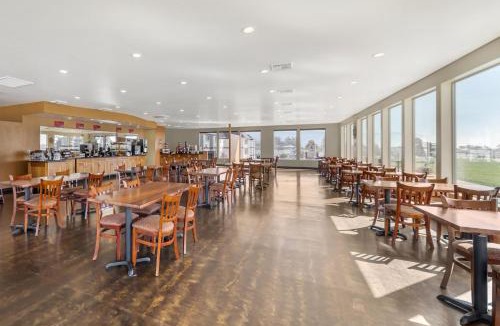 Bertsch-Oceanview Hotel | Best Western Plus Northwoods Inn