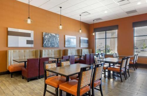 North Platte Hotel | Best Western Plus North Platte Inn & Suites