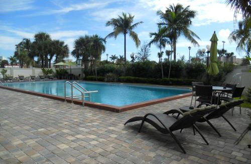 North Miami Hotel | Best Western Plus North Miami-Bal Harbour