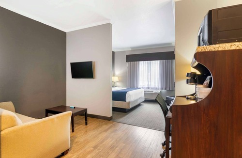 Olathe Hotel | Best Western Plus Olathe Hotel