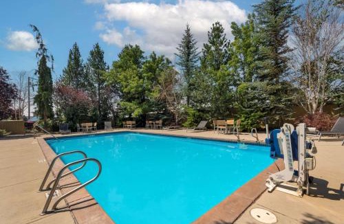 Altamont Hotel | Best Western Plus Olympic Inn