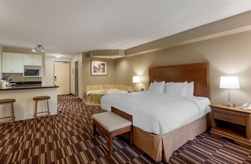 Orillia Hotel | Best Western Plus Orillia Hotel