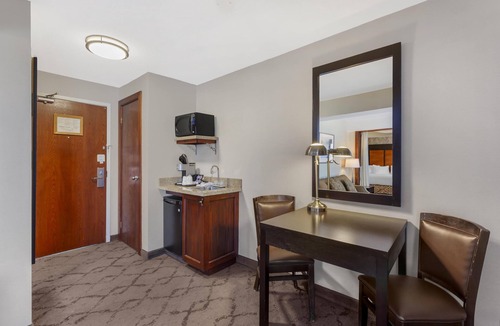 Peterborough Hotel | Best Western Plus Otonabee Inn