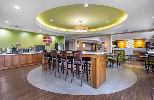 Arkansas City Hotel | Best Western Plus Patterson Park Inn
