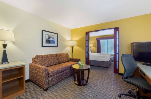 Chehalis Hotel | Best Western Plus Park Place Inn & Suites