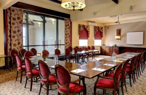 Thurnscoe Hotel | Best Western Plus Pastures Hotel