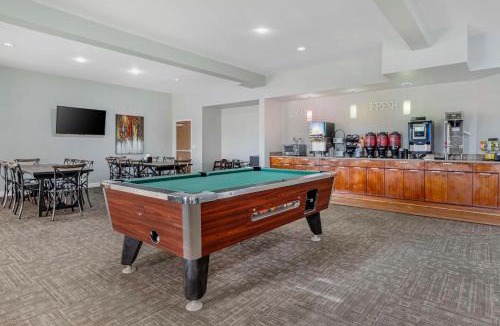 Omak Hotel | Best Western PLUS Peppertree Inn at Omak