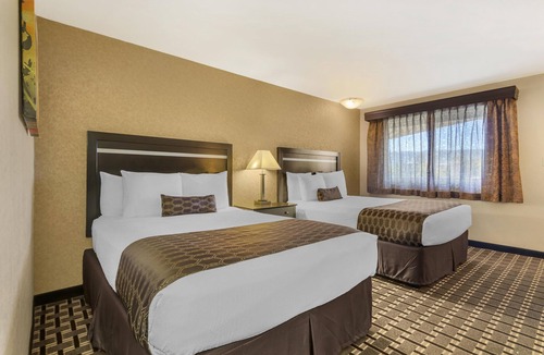 Pleasanton Hotel | Best Western Plus Pleasanton Inn