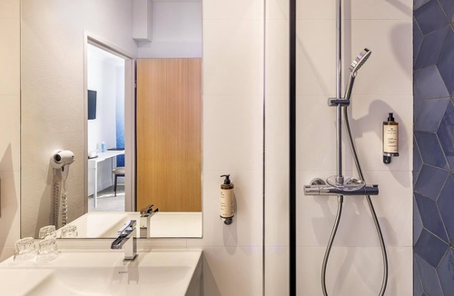 Poitiers Hotel | Best Western Plus Poitiers Centre Le Grand Hotel