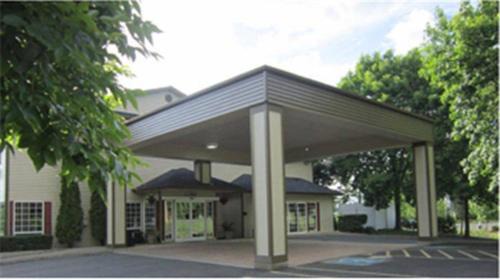 Albany Hotel | Best Western Plus Prairie Inn