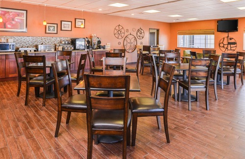 Redmond Hotel | Best Western Plus Rama Inn