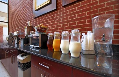 Shillington Hotel | Best Western Plus Reading Inn & Suites