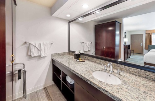 South Redondo Hotel | Best Western Plus Redondo Beach Inn