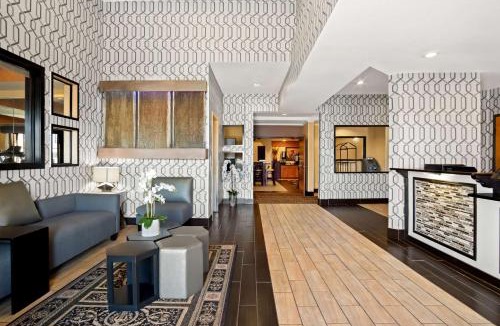 Rockwall Hotel | Best Western Plus Rockwall Inn & Suites