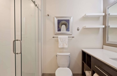 San Antonio Hotel | Best Western Plus Roland Inn & Suites