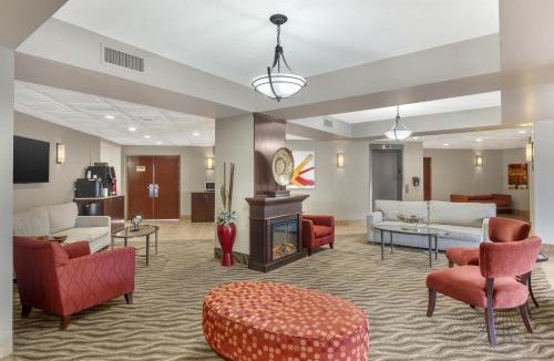 Welland Hotel | Best Western Plus Rose City Suites