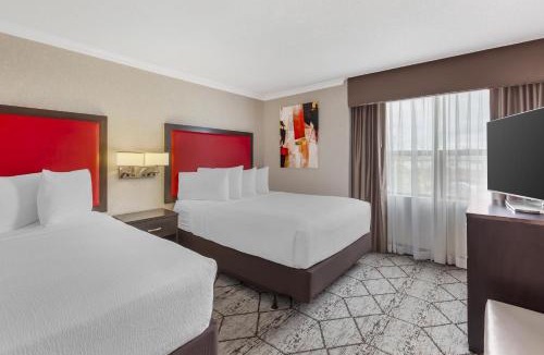 Welland Hotel | Best Western Plus Rose City Suites