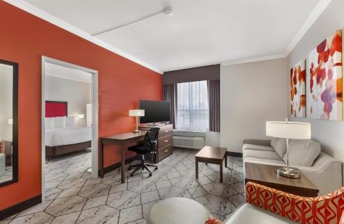 Welland Hotel | Best Western Plus Rose City Suites