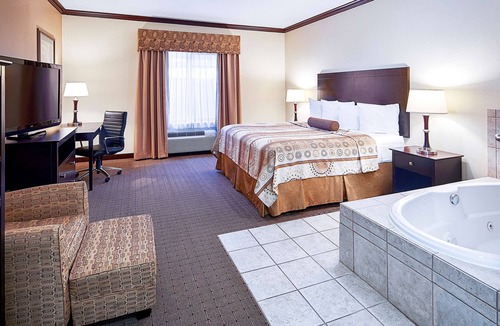 Athens Hotel | Best Western Plus Royal Mountain Inn & Suites