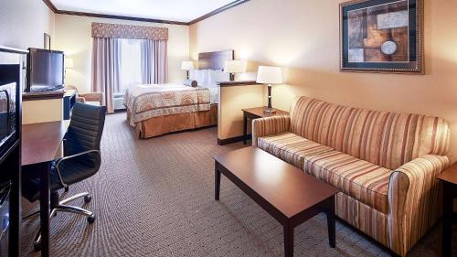 Athens Hotel | Best Western Plus Royal Mountain Inn & Suites