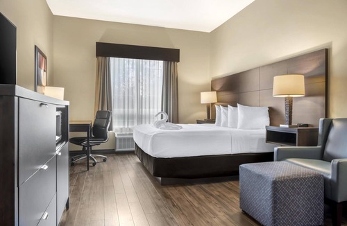 Saint John Hotel | Best Western Plus Saint John Hotel & Suites