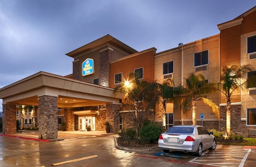 El Lago Hotel | Best Western Plus Seabrook Suites