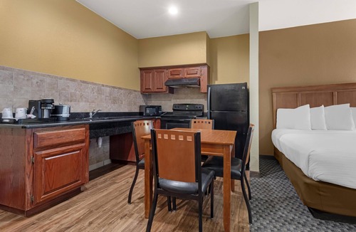 Shamrock Hotel | Best Western Plus Shamrock Inn & Suites